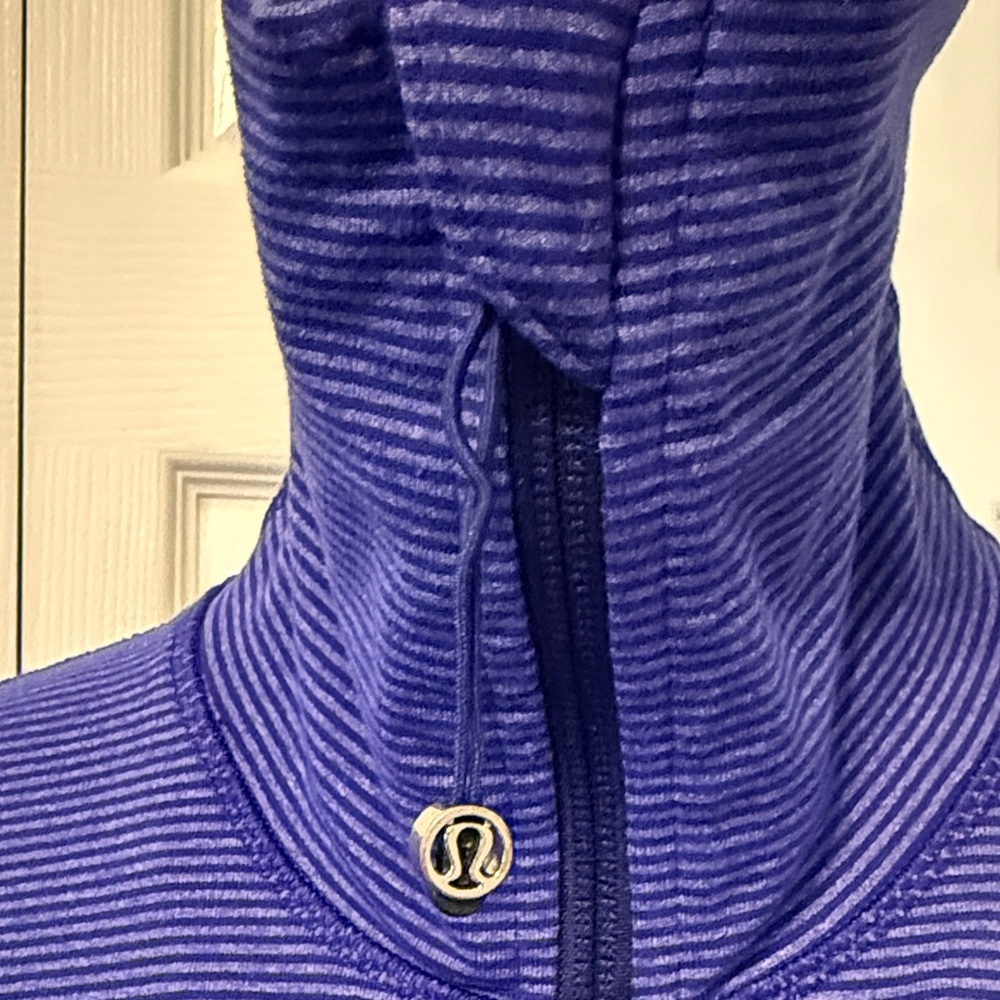 Lululemon Stride Full Zip Jacket Women's Tonka Stripe Pigment Blue Sz 8 - Picture 10 of 12